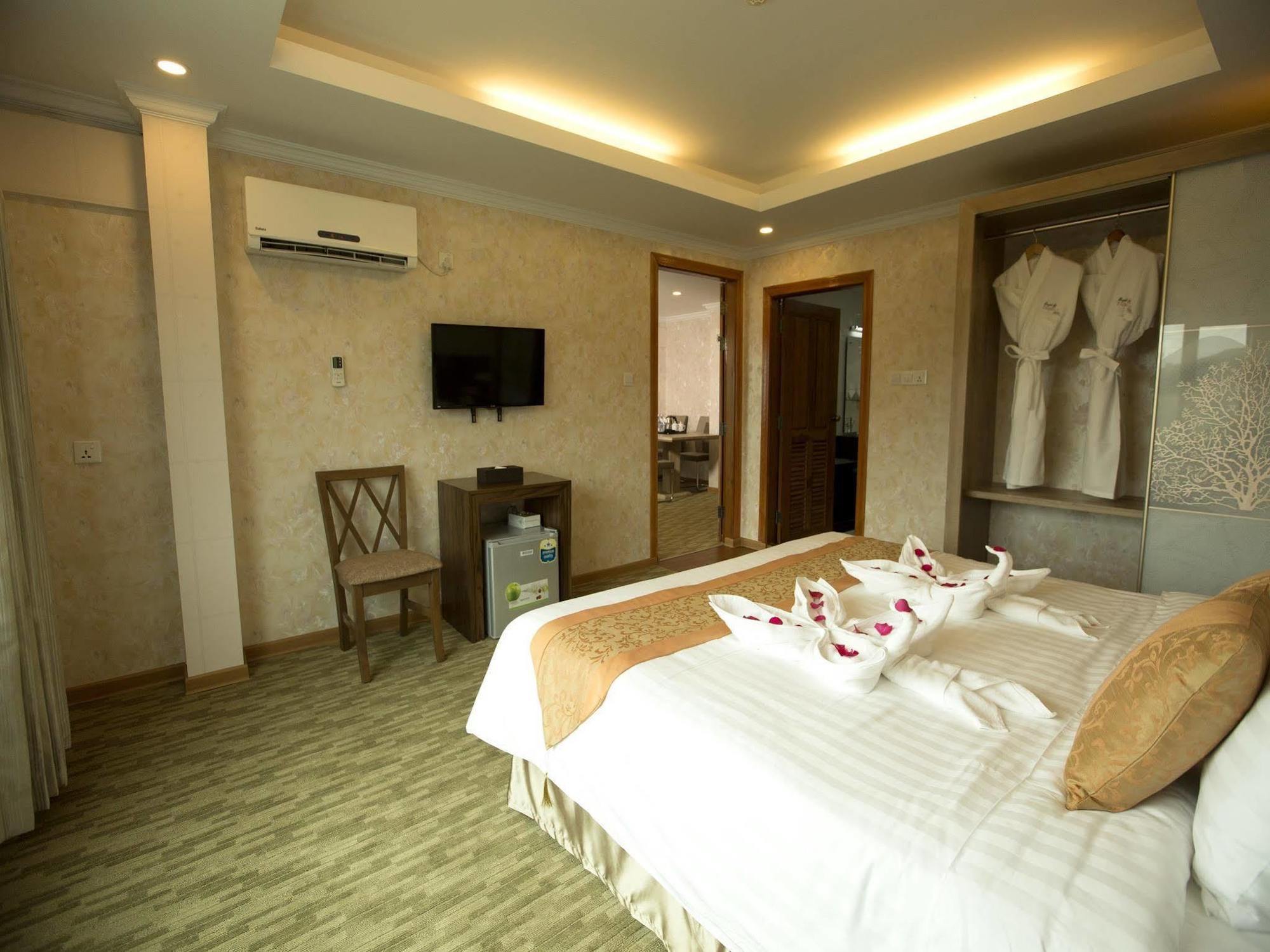 Royal Taunggyi Hotel Εξωτερικό φωτογραφία
